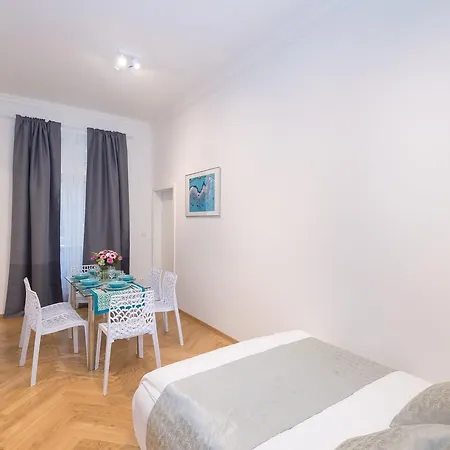 Central Superior And Suites Appartement *